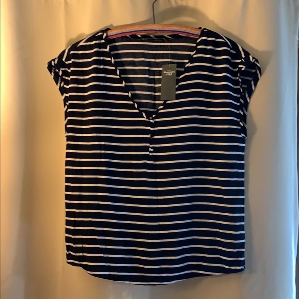 NWT Abercrombie & Fitch XS navy/ white stripe
